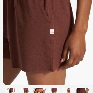 NWOT Vuori Boyfriend Short Size Small in Light Blue